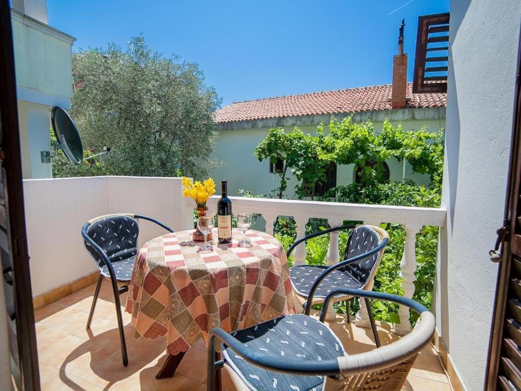 Rooms Garden Petrovac Room photo