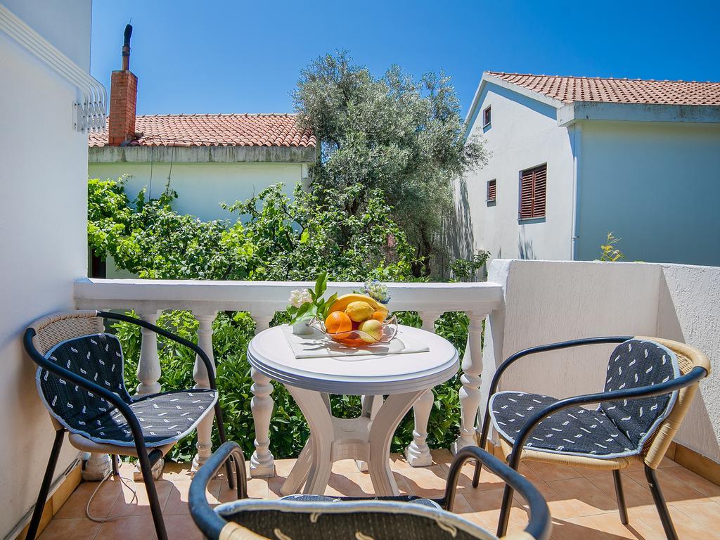 Rooms Garden Petrovac Room photo