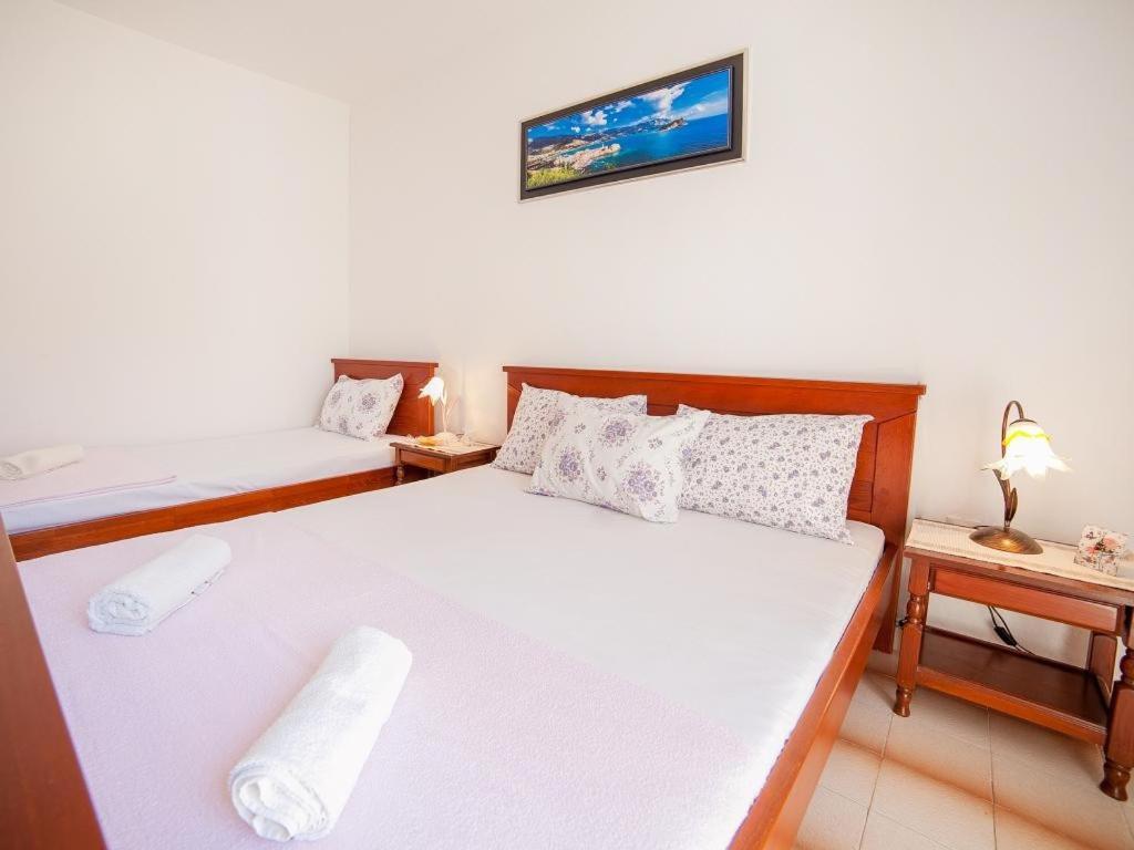 Rooms Garden Petrovac Room photo